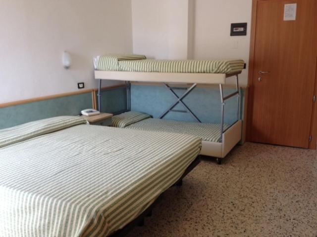 Hotel Garden Cesenatico Exterior photo