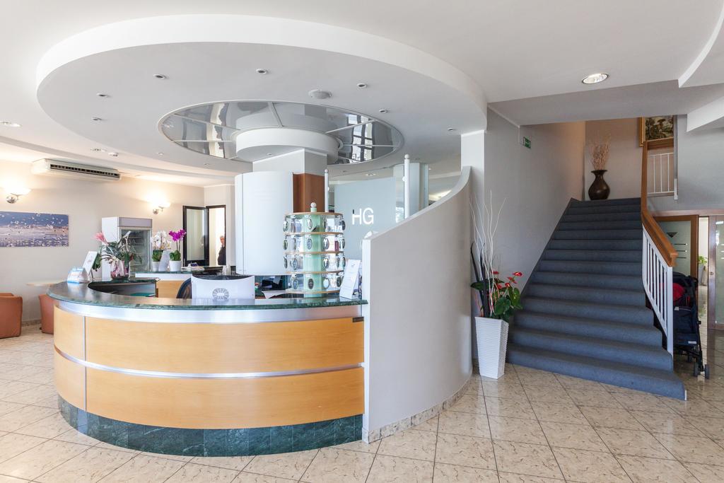Hotel Garden Cesenatico Exterior photo