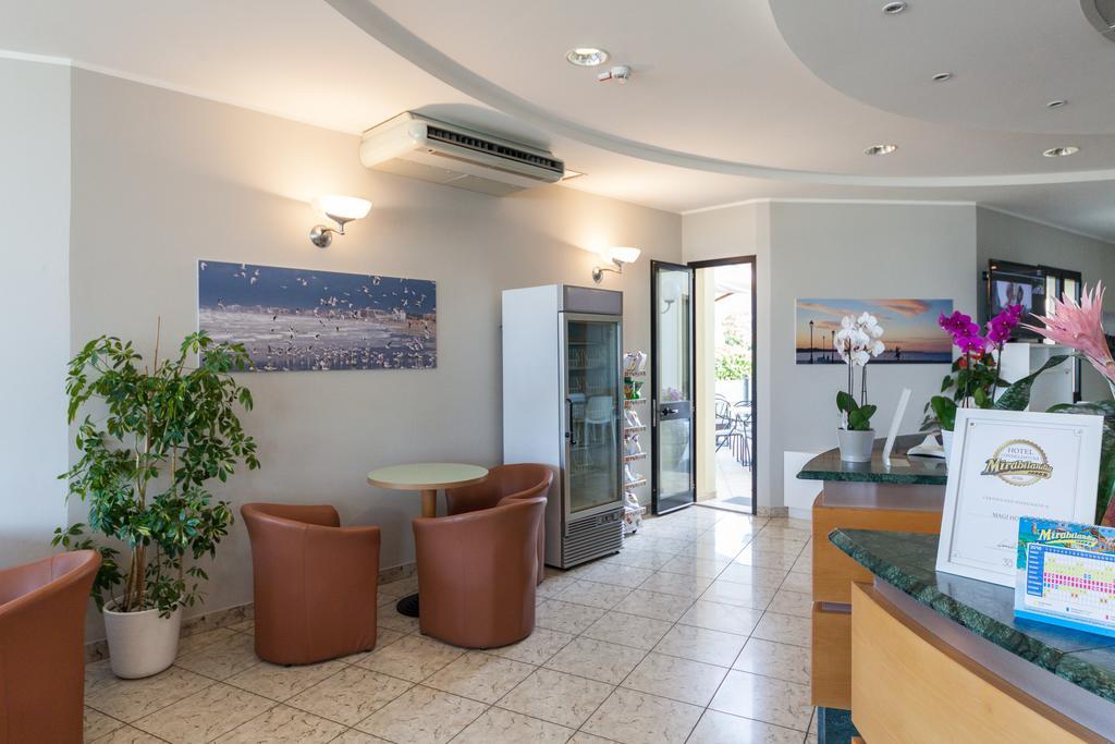 Hotel Garden Cesenatico Exterior photo